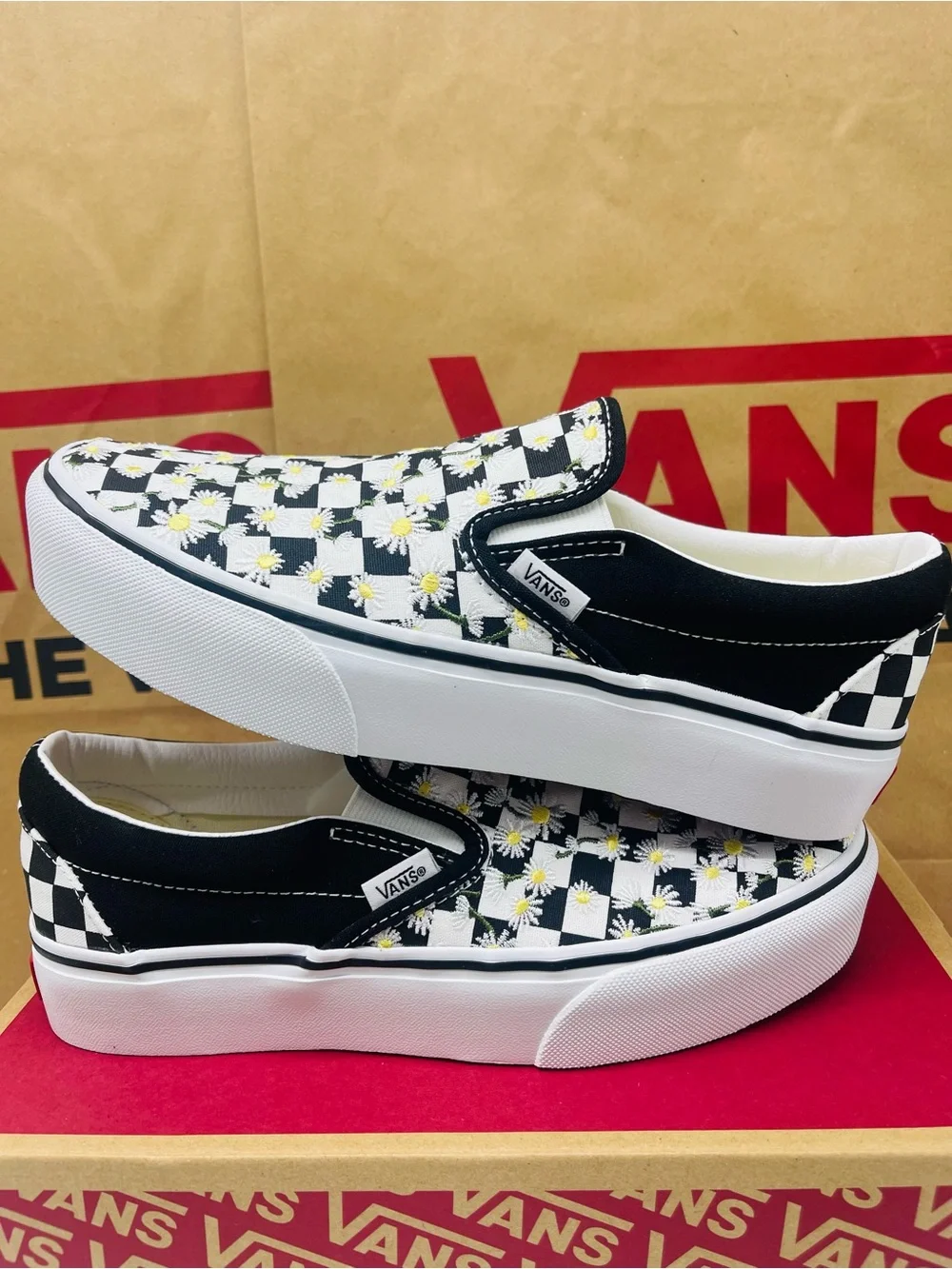 Vans Classic Slip-On Platform FLORAL CHECKERBOARD BLACK/WHT VN000EA9BA2 Sneakers